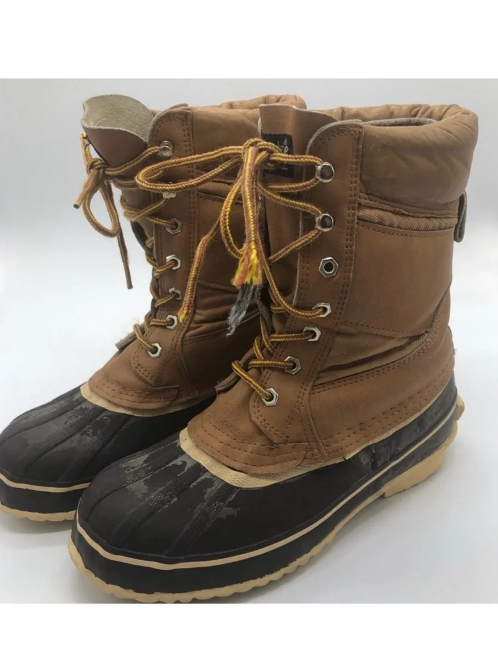 Trail Kings Duck Boots, Thinsulate. Size 7. Steel Shank. Excellent used cond!